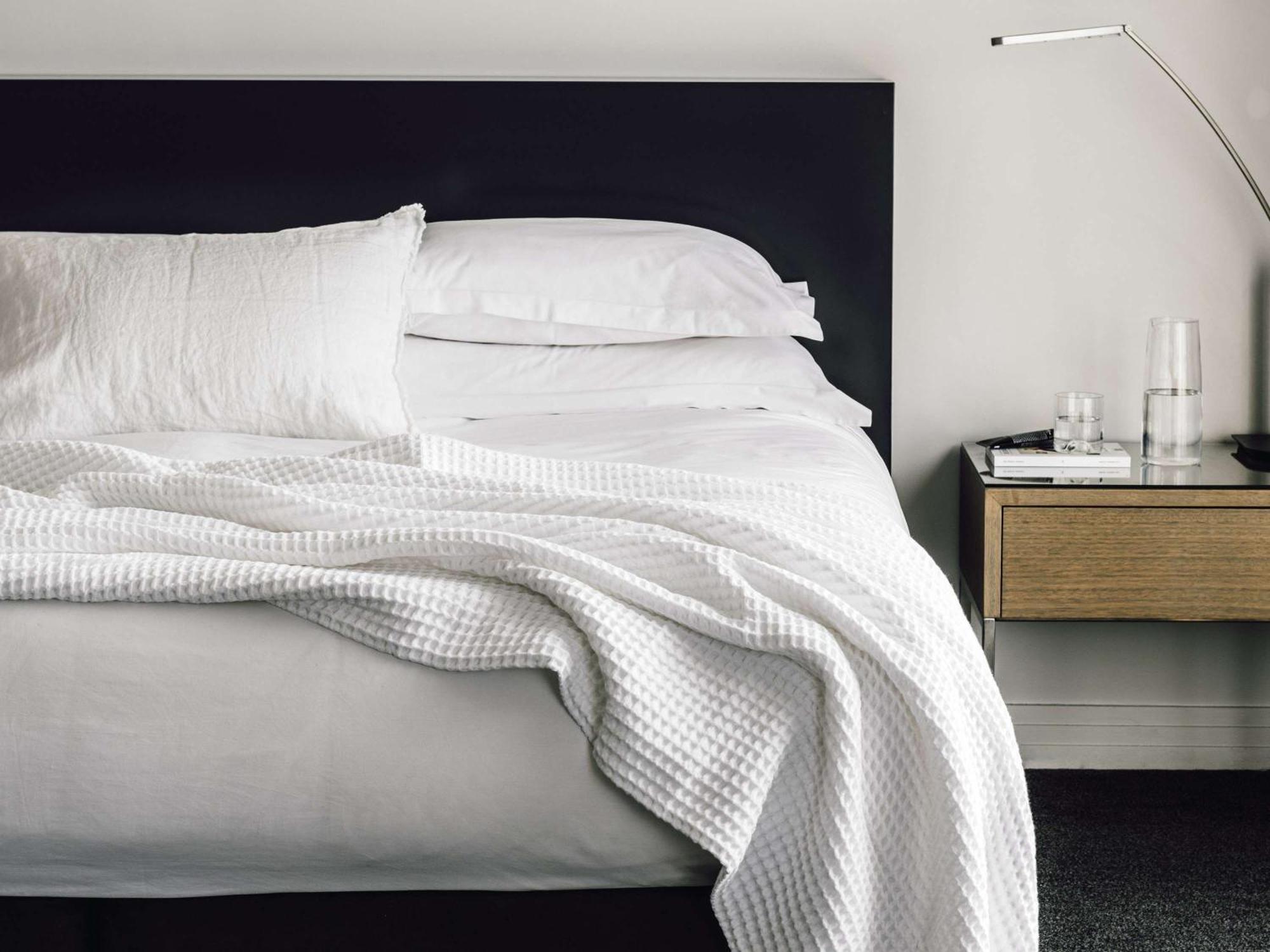The Como Мельбурн Экстерьер фото Waffle pique bed linen